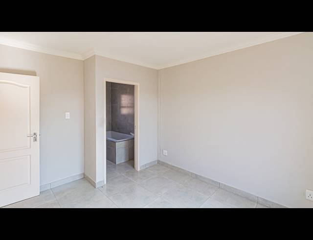 2 BEDROOM FREESTANDING FOR SALE IN KLERKSOORD